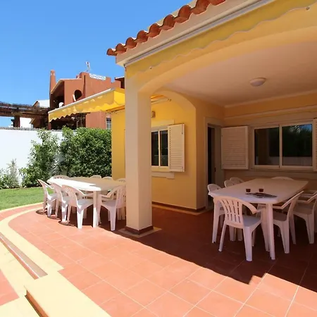 Maelou 77 - Clever Details Villa *